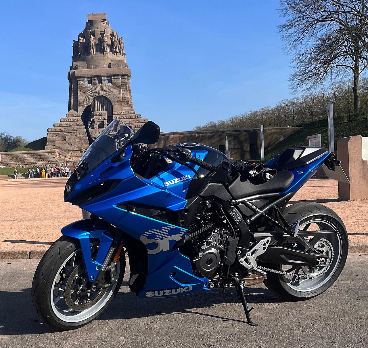 GSX-8R