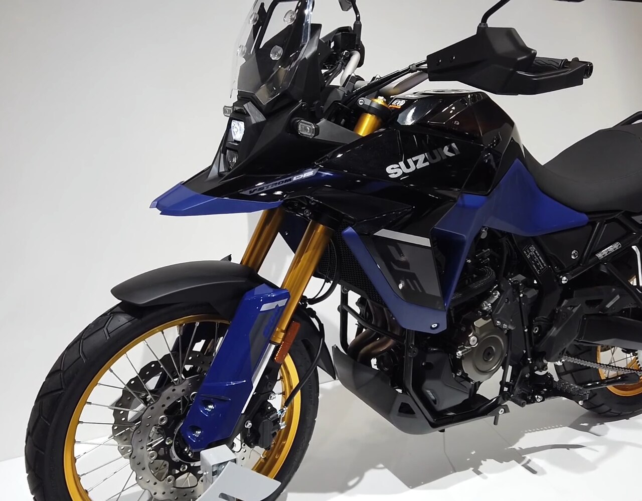 Vストローム800DE